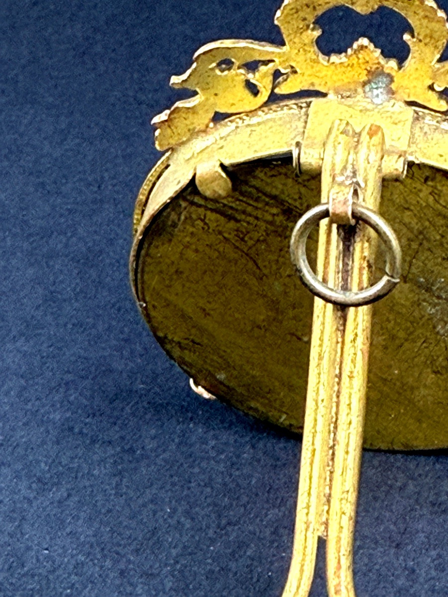 Petit cadre porte-photo en bronze doré de style Louis XVI                              2367,016-photo-3