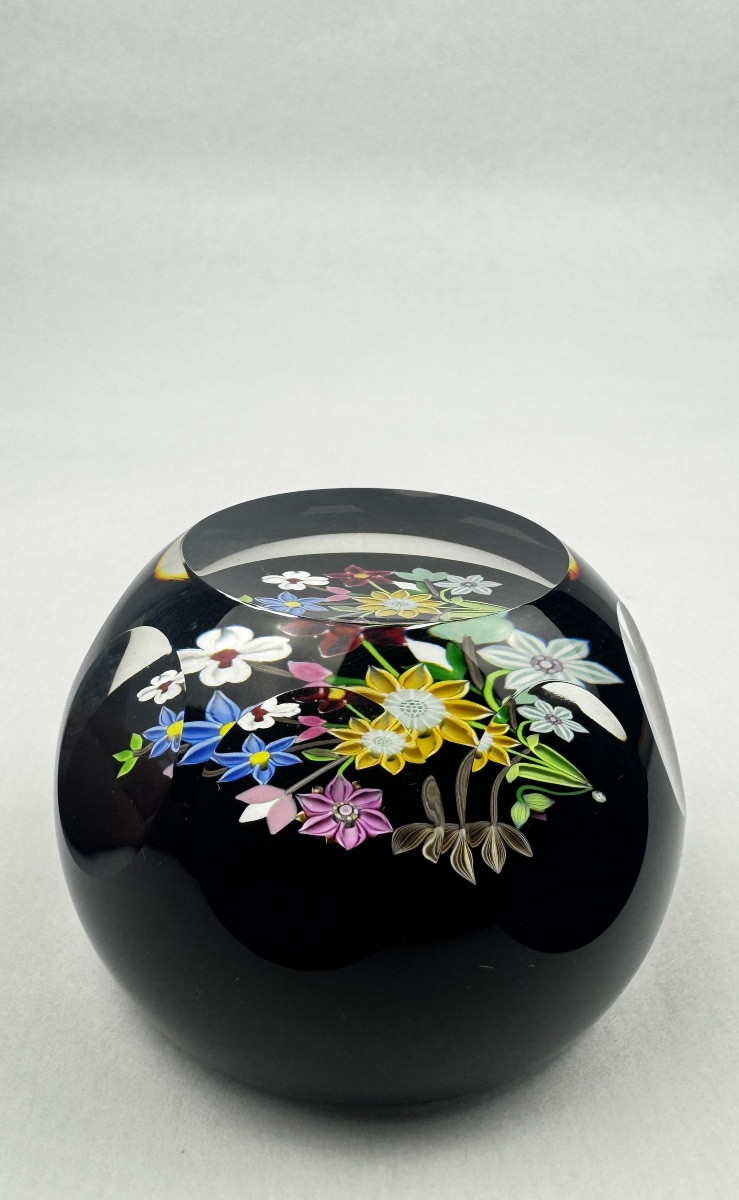 Perthshire, sulfure overlay bouquet de fleurs sur fond noir 1990 -                     2367,001-photo-3