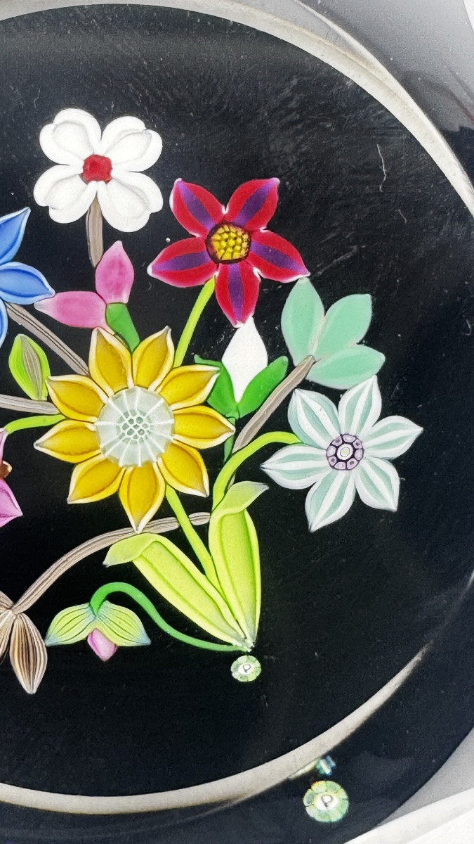 Perthshire, sulfure overlay bouquet de fleurs sur fond noir 1990 -                     2367,001-photo-3