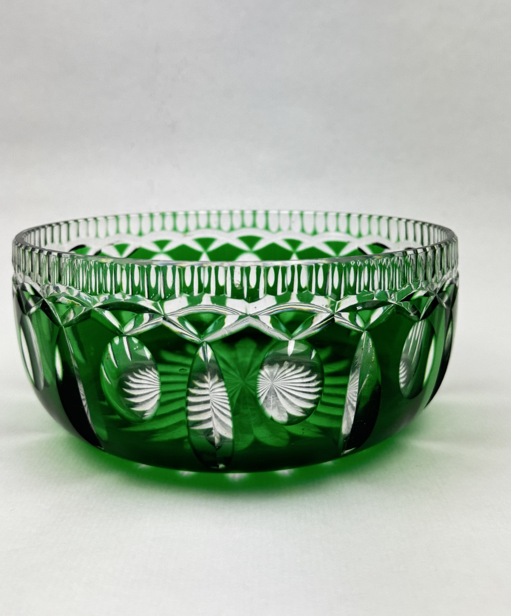 Jatte, saladier, coupe en cristal taillé doublé vert