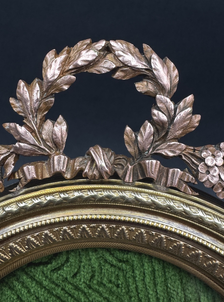 Grand cadre porte-photo en bronze doré                                                 2367,034-photo-3