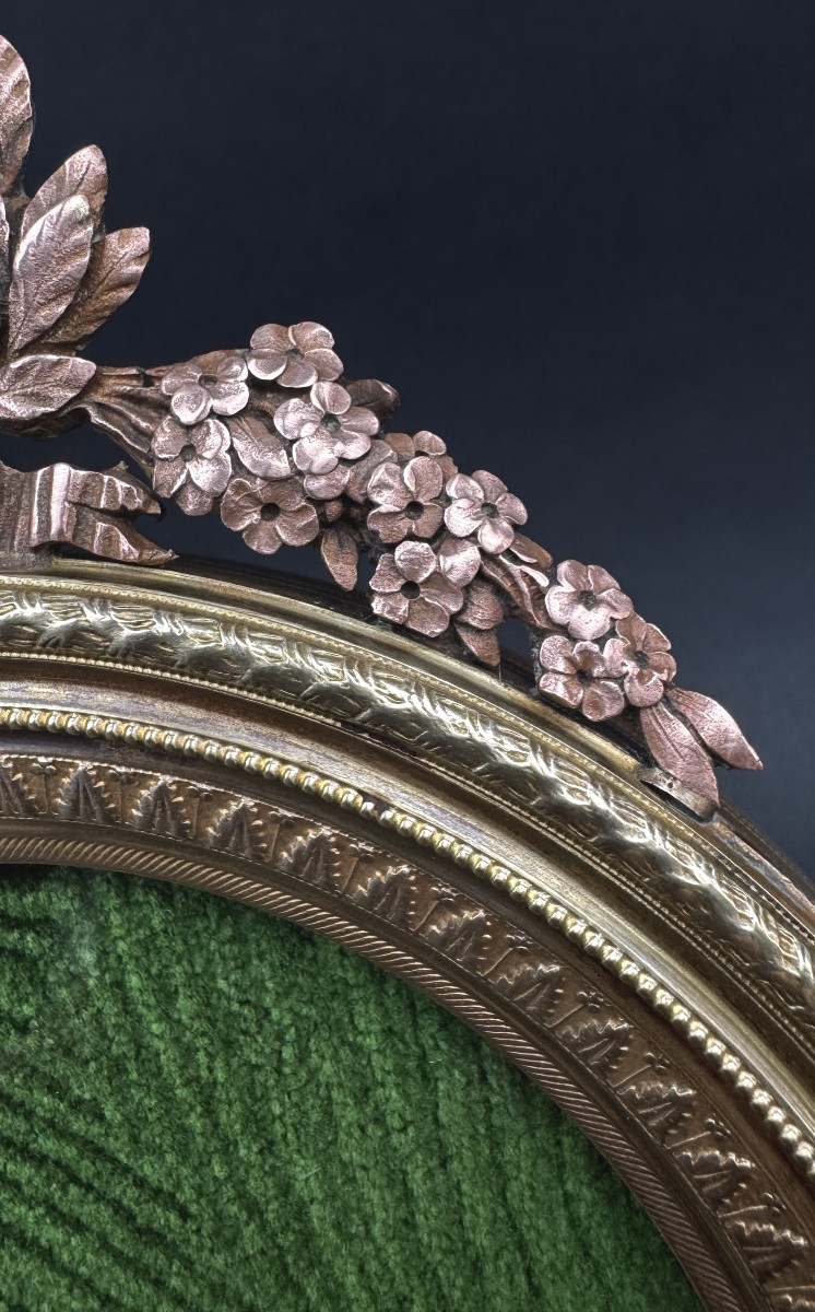 Grand cadre porte-photo en bronze doré                                                 2367,034-photo-4