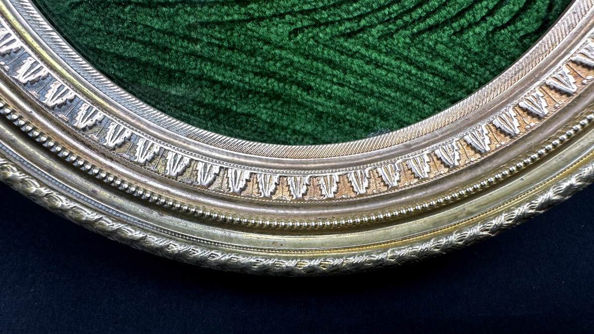 Grand cadre porte-photo en bronze doré                                                 2367,034-photo-2