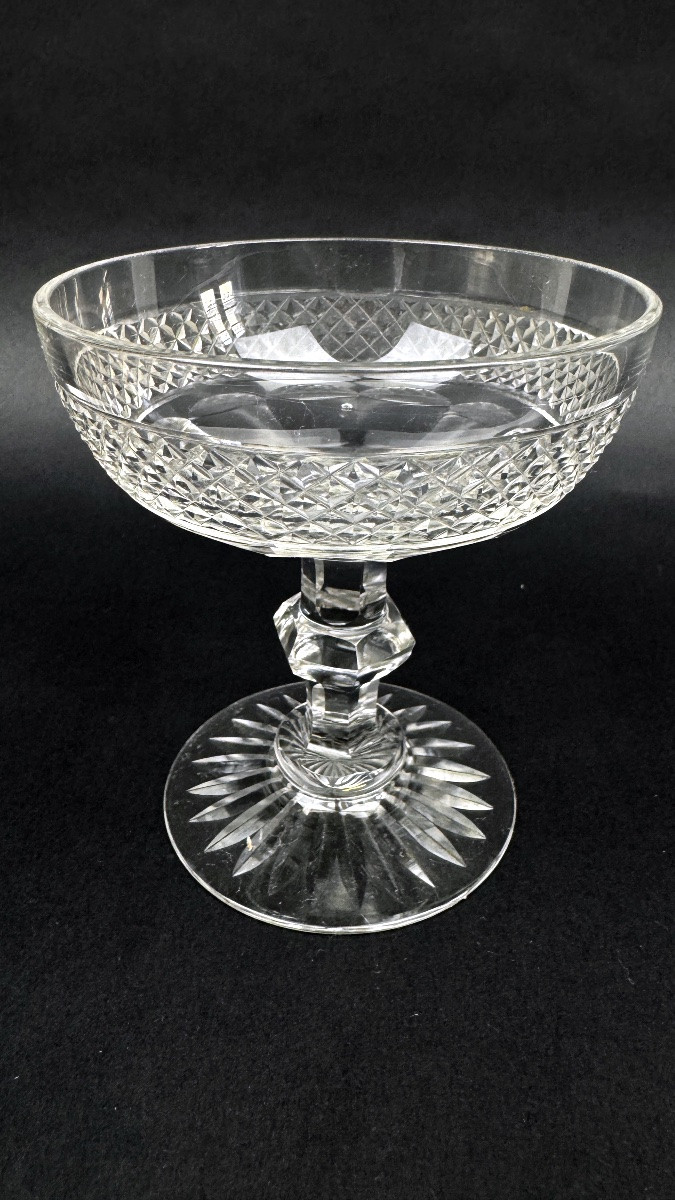 Suite de 8 coupes à champagne, Saint-Louis modèle Trianon-photo-3