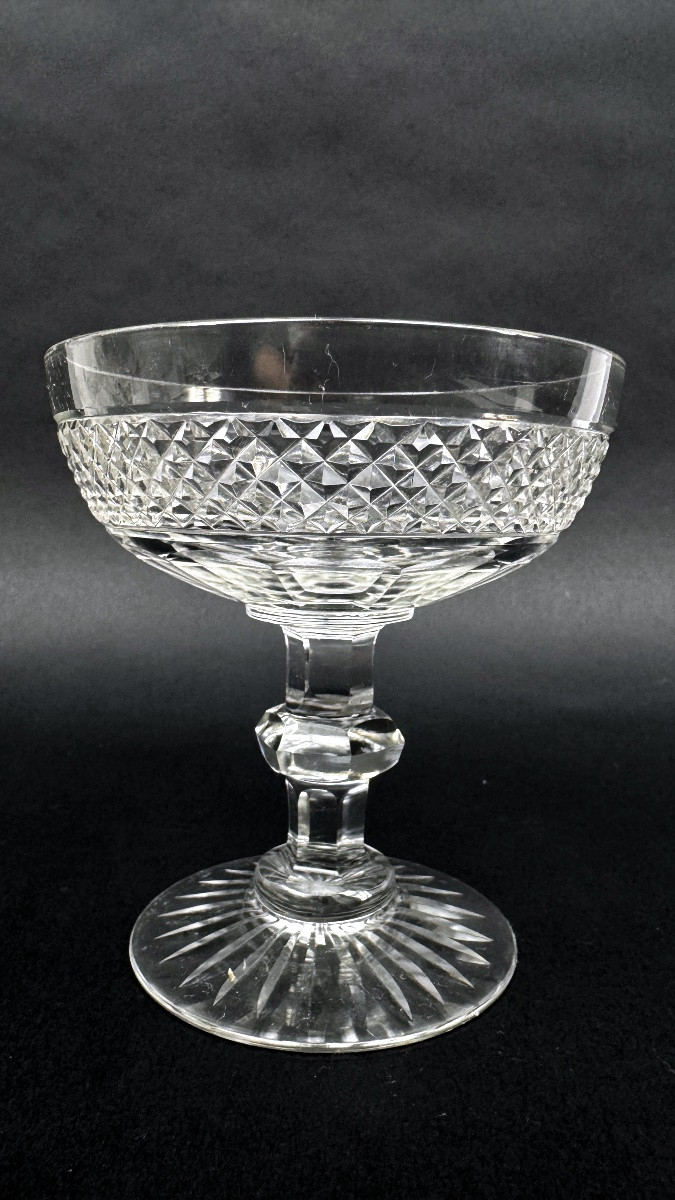 Suite de 8 coupes à champagne, Saint-Louis modèle Trianon-photo-4