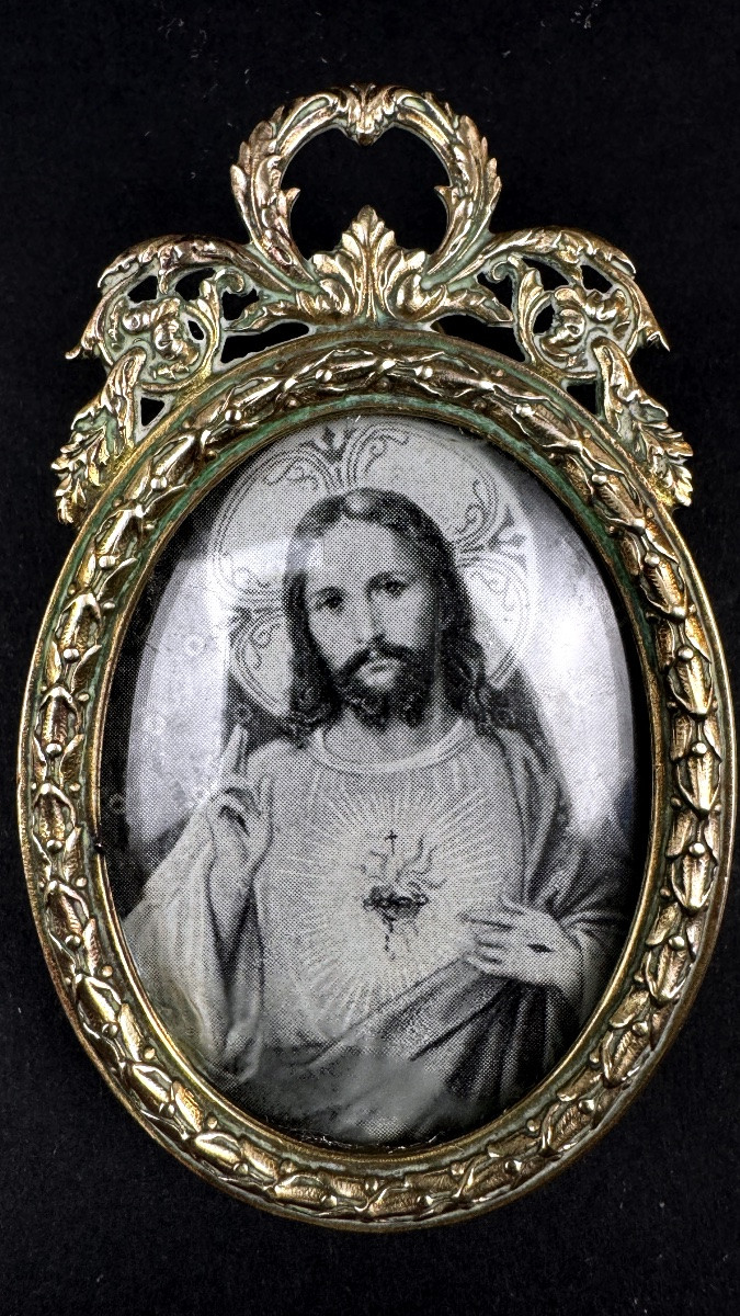 Small Louis XVI Style Gilt Bronze Photo Frame -photo-3