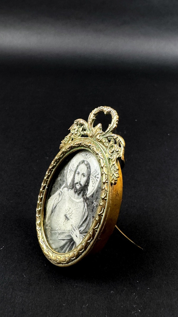 Small Louis XVI Style Gilt Bronze Photo Frame -photo-3