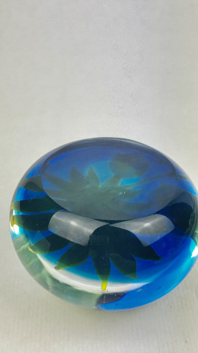 Sulphur, Paperweight Decorated With Sunflowers On A Blue Background 2367,021-photo-2