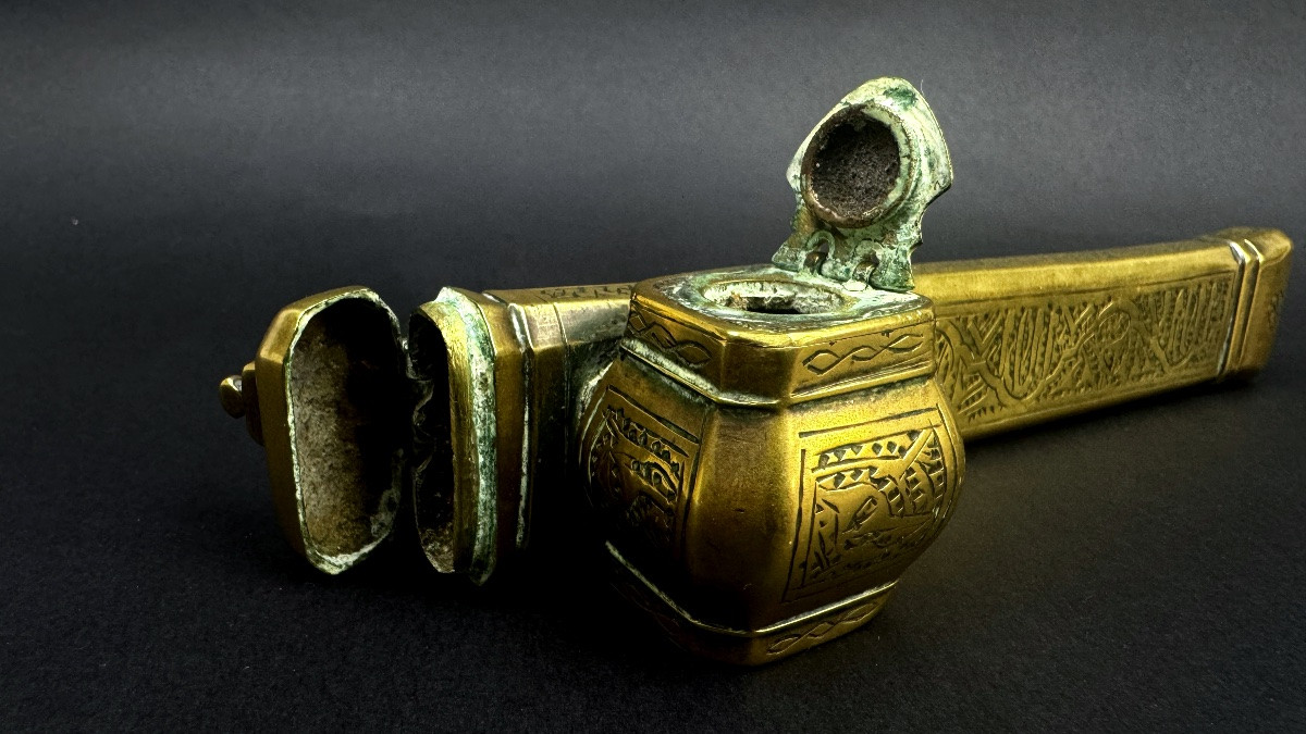 Divit qalamdan, encrier de voyage oriental XIXe en bronze gravé                        2368,003-photo-3