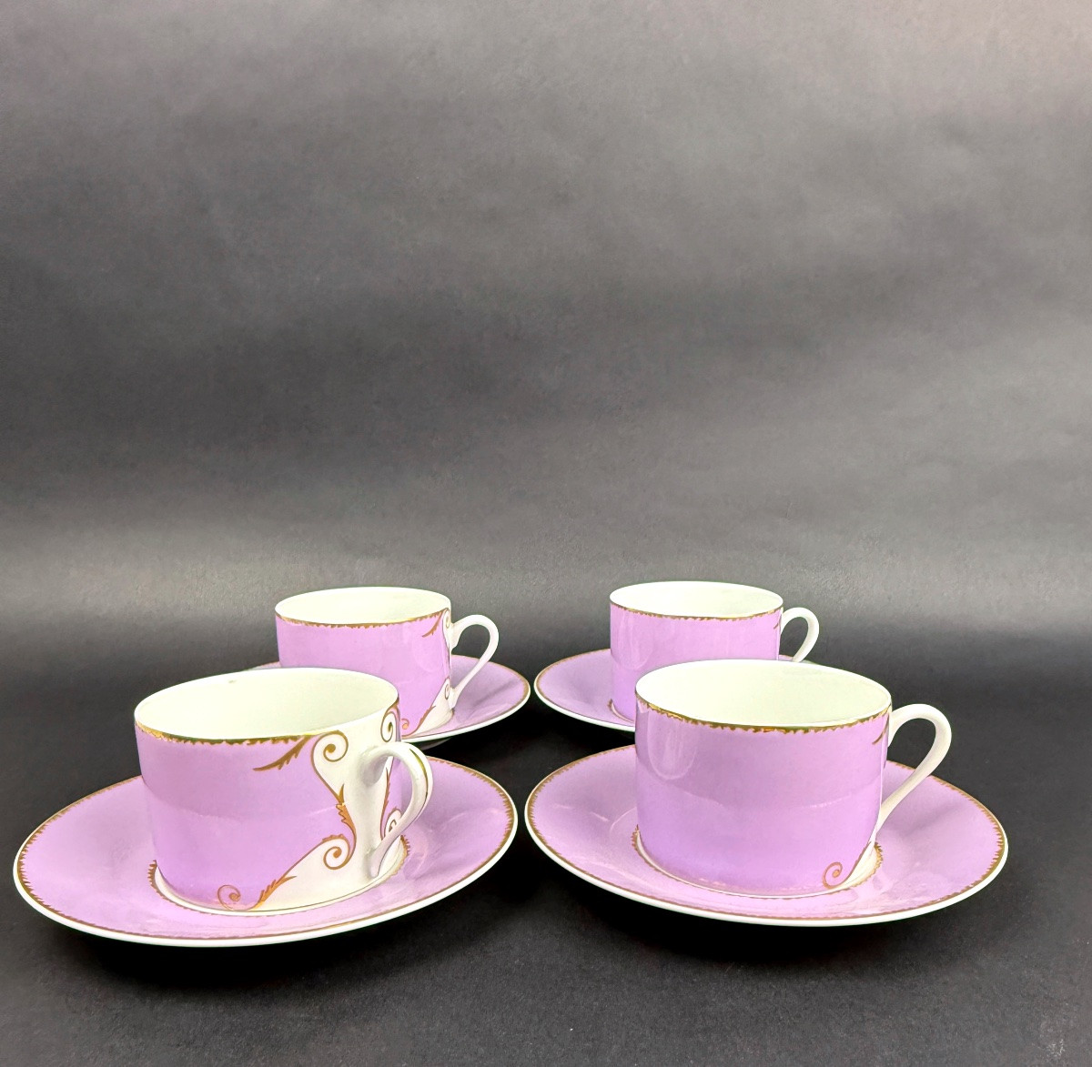 Christian Lacroix, suite de 4 tasses à thé modèle Follement-photo-2