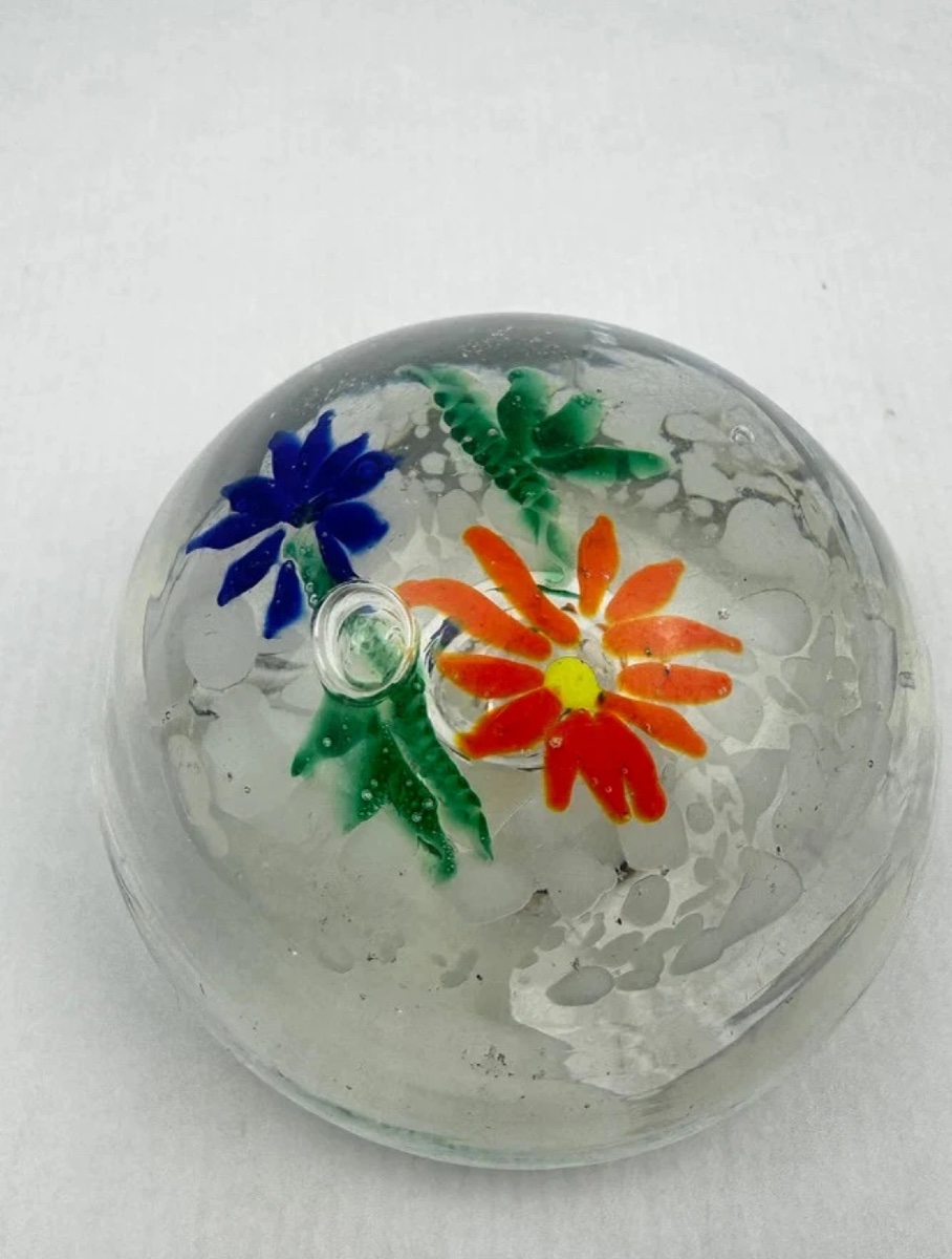 Sulfide Paper Press With Multicolored Floral Design-photo-1
