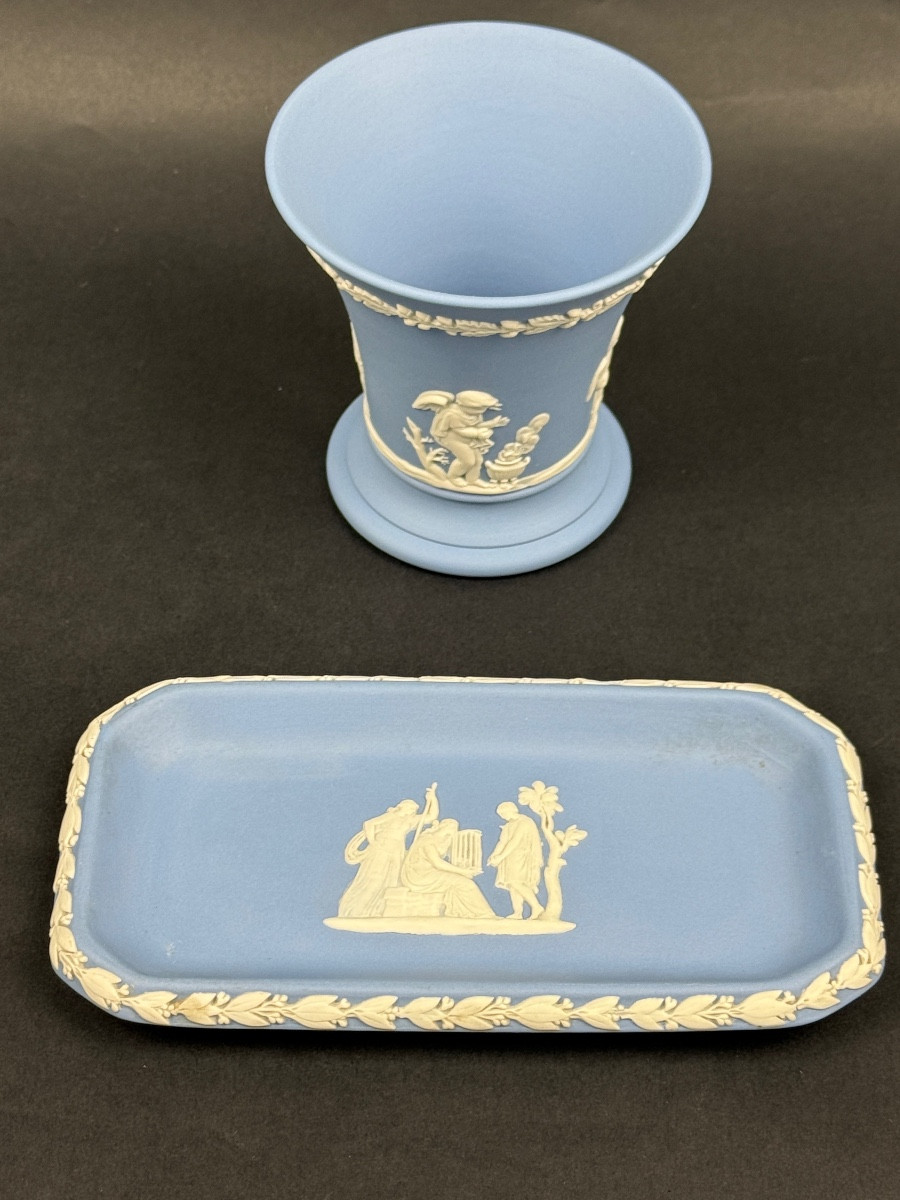 Wedgwood, Suite Of 2 Porcelain Cookie Pieces N°2