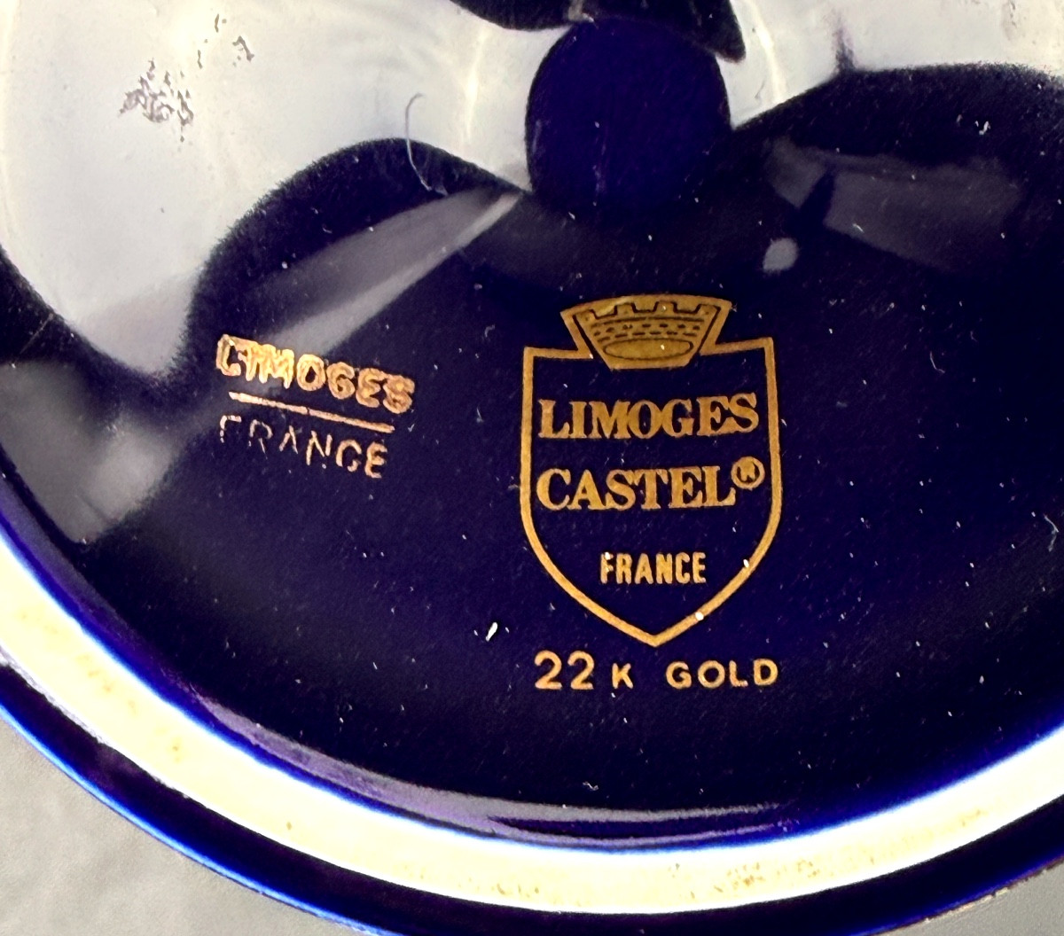 Vase en porcelaine de Limoges Castel-photo-1
