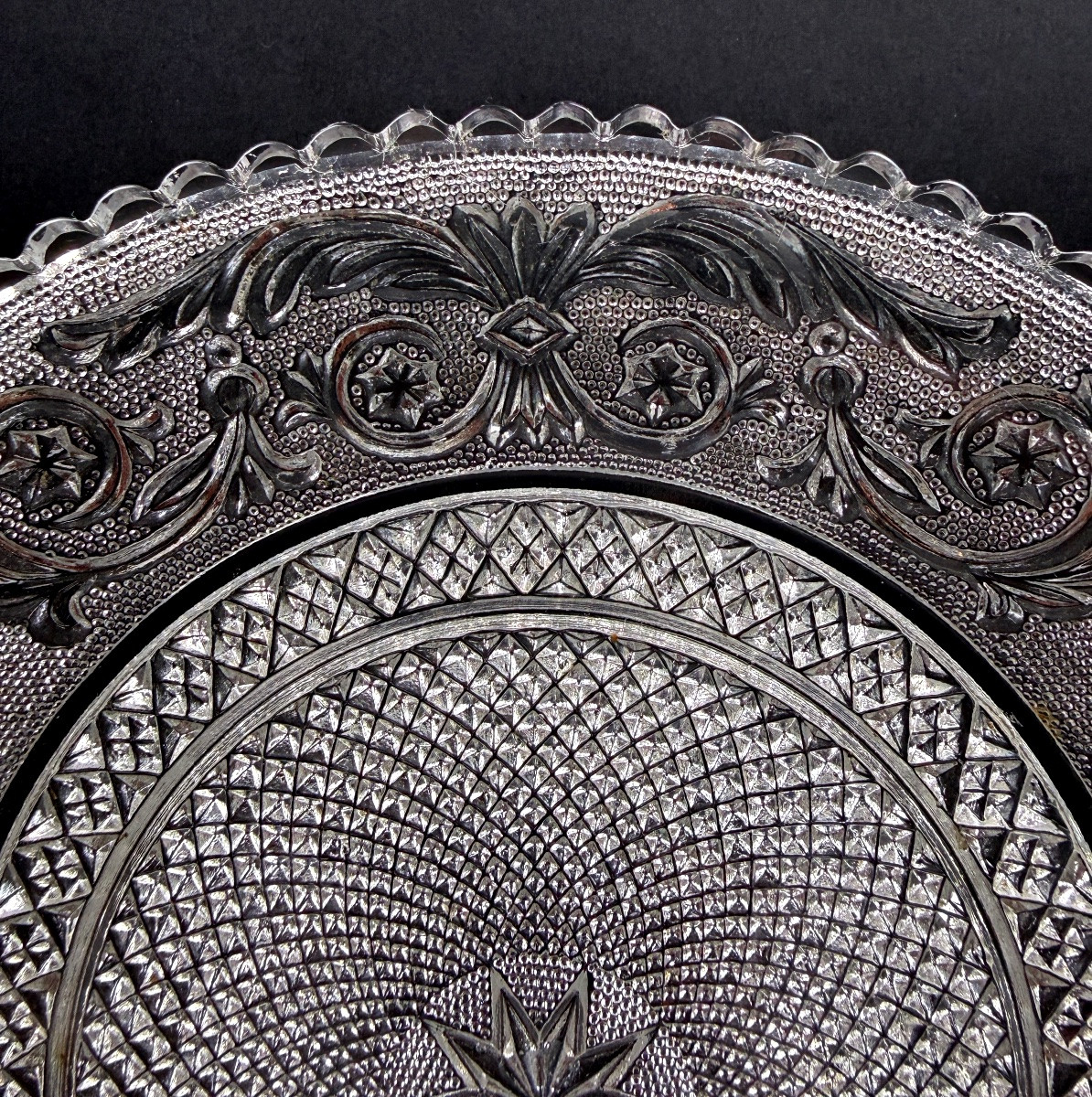 Baccarat, suite de 6 assiettes à dessert modèle Arabesque-photo-4