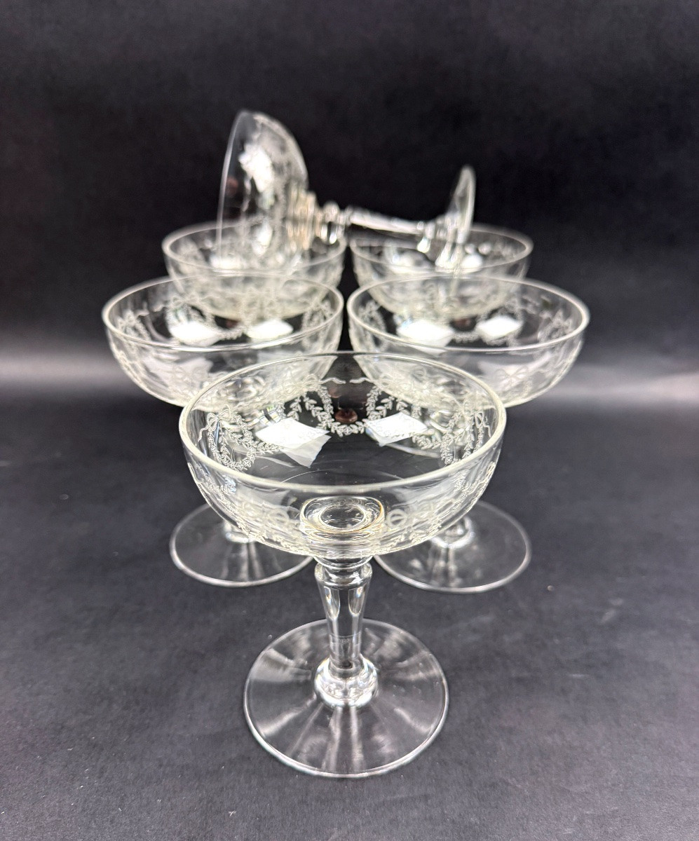 Suite Of 6 Engraved Crystal Champagne Glasses Lot N°2-photo-2