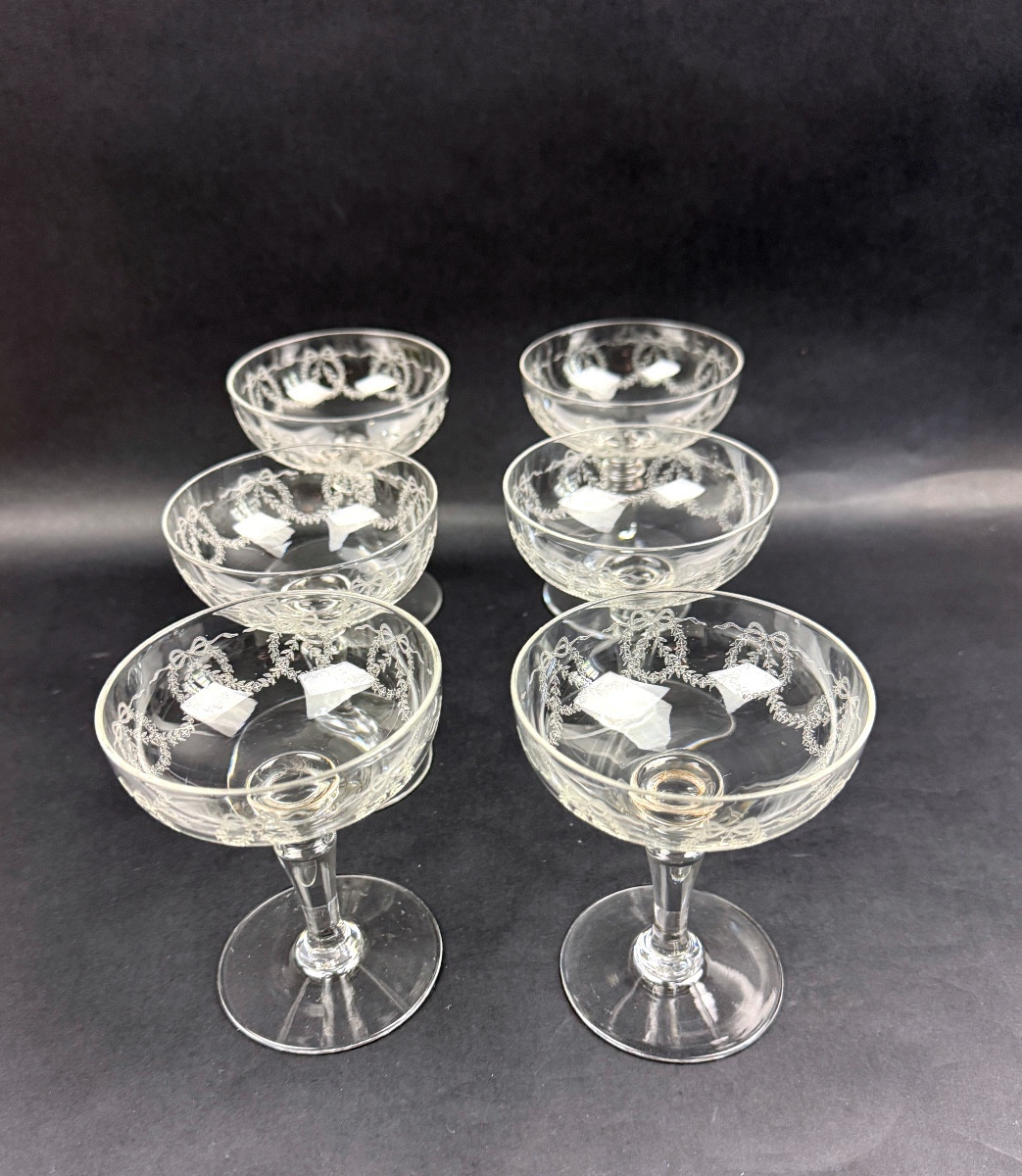 Suite Of 6 Engraved Crystal Champagne Glasses Lot N°2