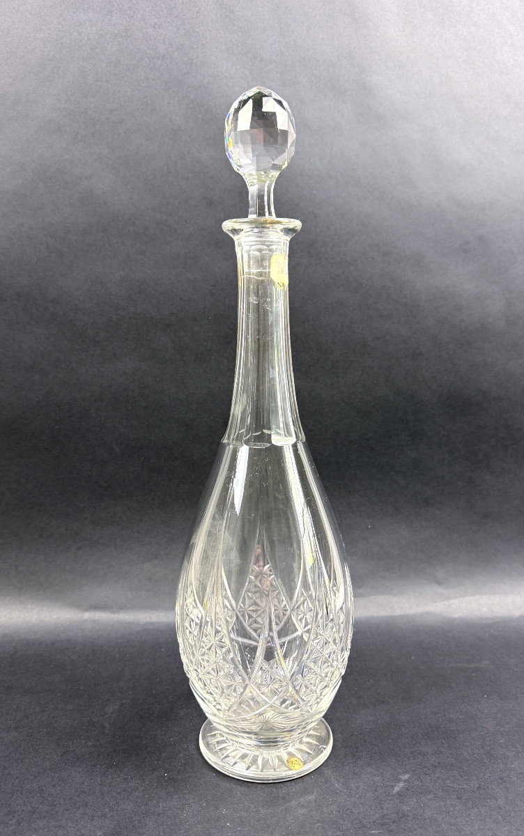Baccarat Model Epron Carafe N°2