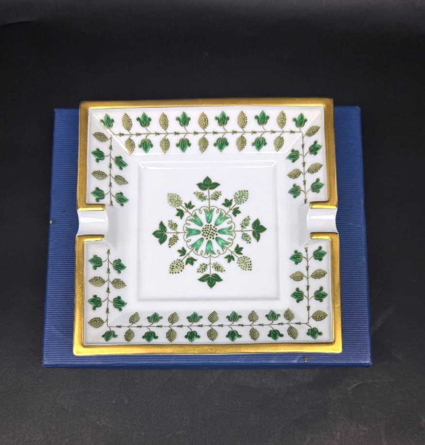 Haviland Limoges, Large Porcelain Ashtray Model Matignon-photo-2