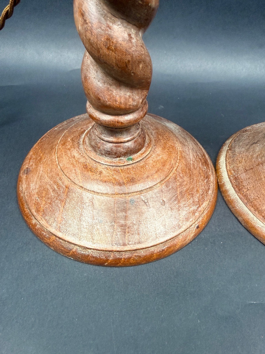 Paire de lampes anglaises en bois tourné-photo-2