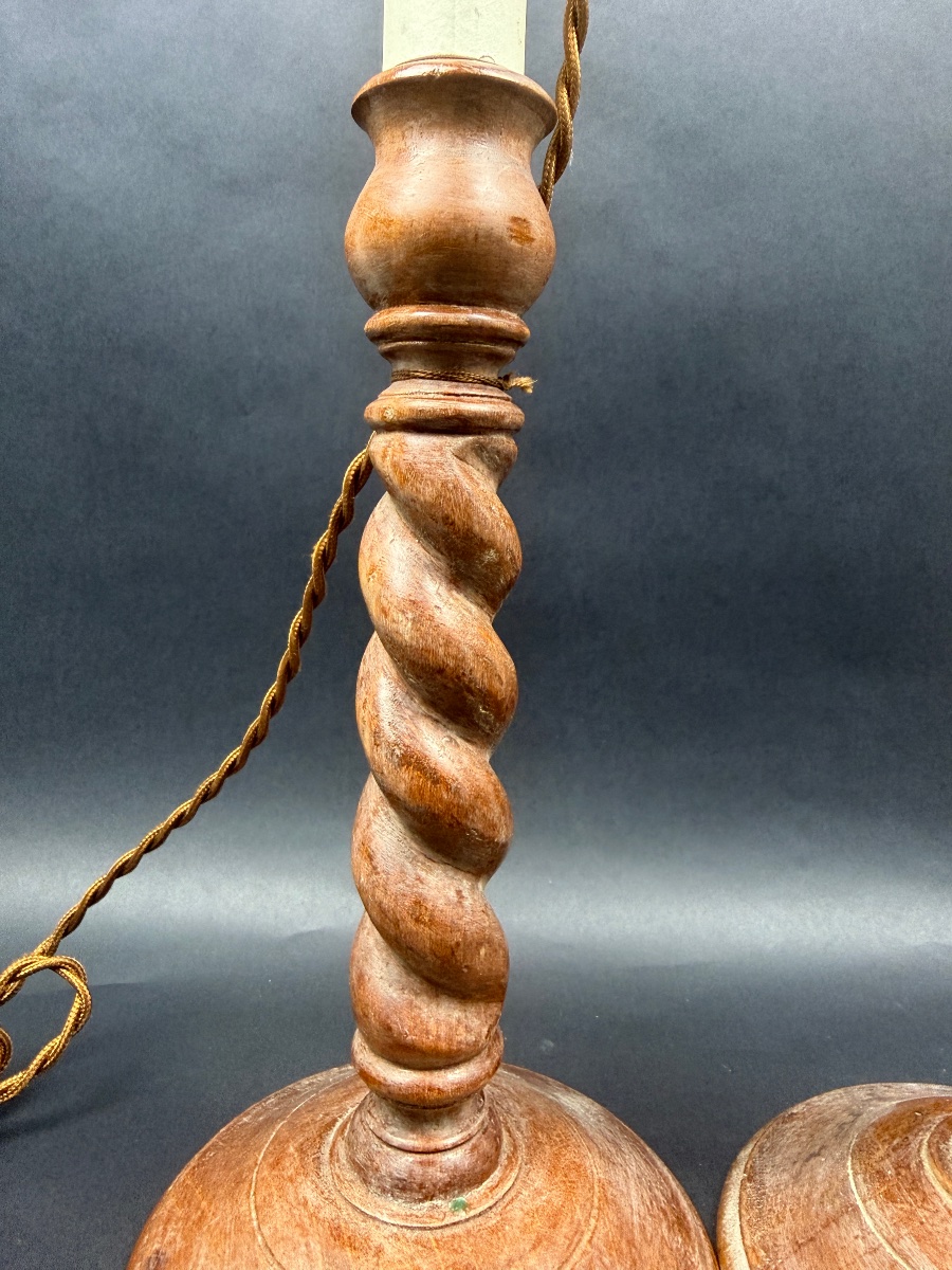 Paire de lampes anglaises en bois tourné-photo-3