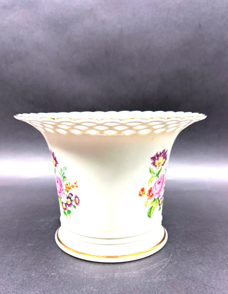Wallendorf Thuringia Porcelain Vase-photo-3