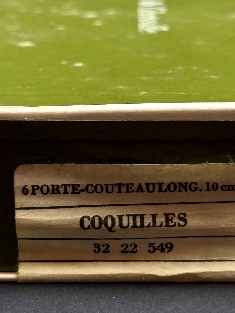 Christofle, suite de 6 porte-couteaux modèle coquille-photo-4