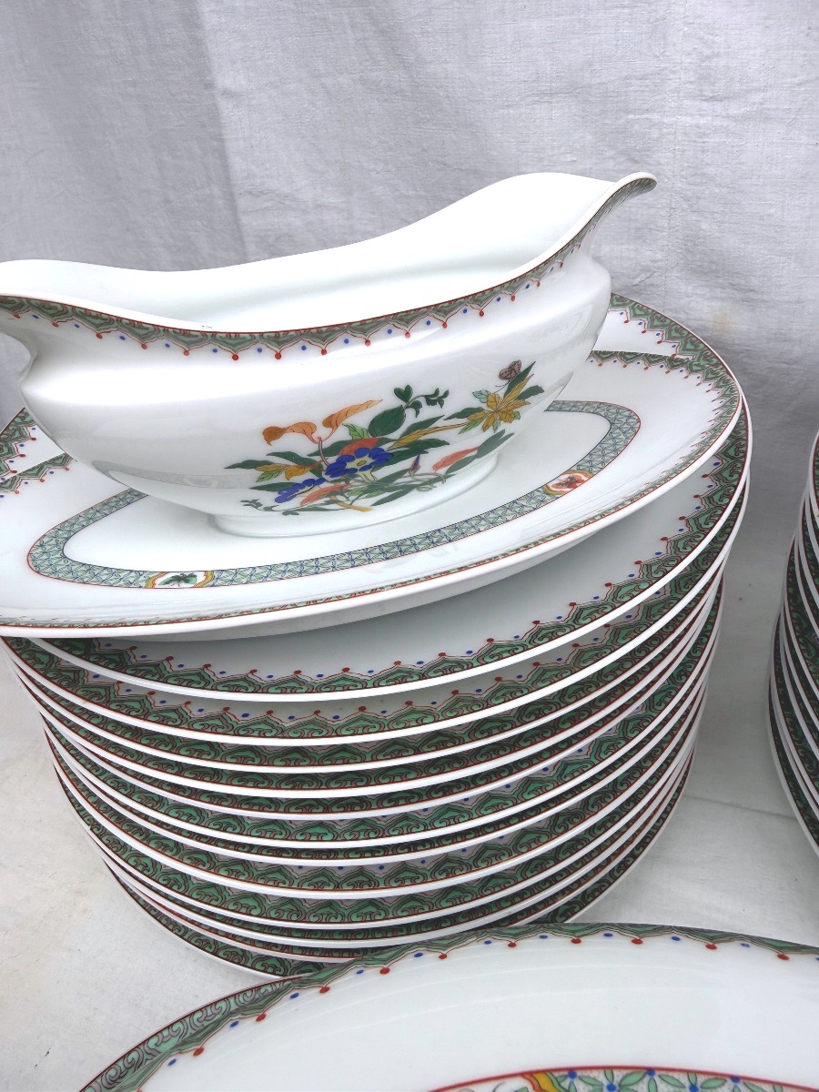Important service de table Volubilis bleus Vieux Chine Les Maîtres Porcelainiers limougeauds-photo-1