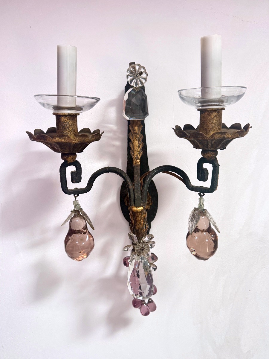 Maison Baguès, paire d'appliques en fer forgé et tôle dorée cira 1900