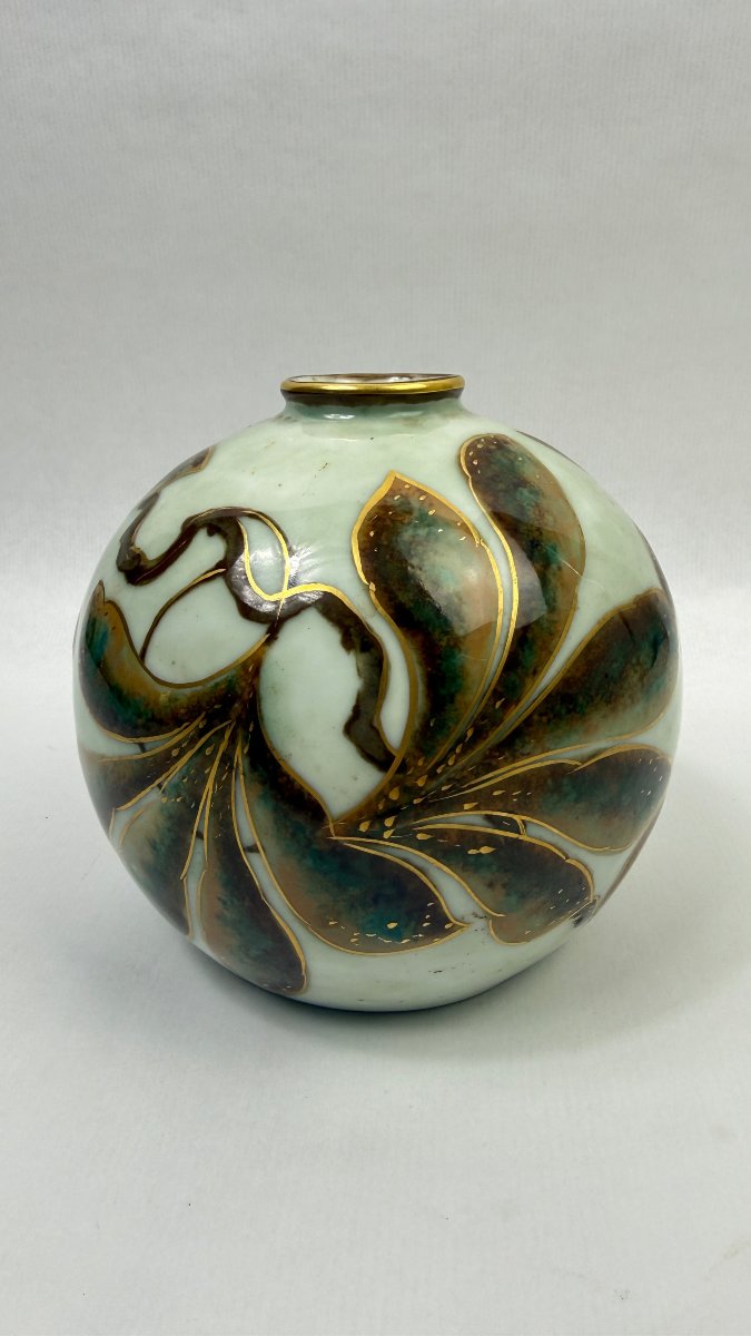 Camille Tharaud à Limoges – Vase boule en porcelaine, décor main-photo-2
