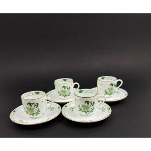 Raynaud, suite de 4 tasses à café 