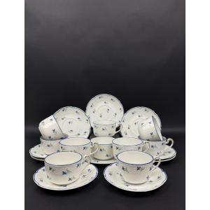 Raynaud, suite de 10 tasses à thé modèle aux Barbeaux