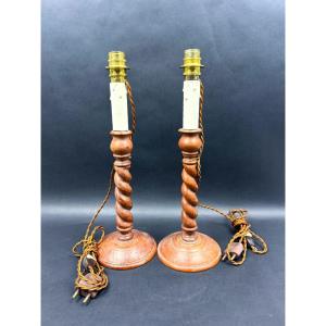 Paire de lampes anglaises en bois tourné