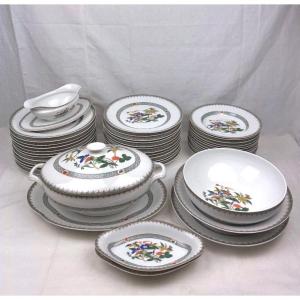 Important service de table Volubilis bleus Vieux Chine Les Maîtres Porcelainiers limougeauds