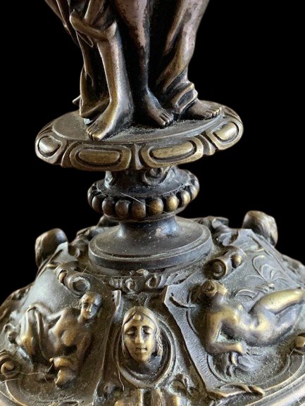 Paire de bougeoirs XIX° en bronze,  les trois Grâces-photo-2