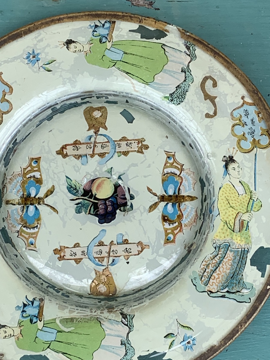 Pair Of Plates With Glass Bases, Chinese Motifs, 19th Century -photo-2