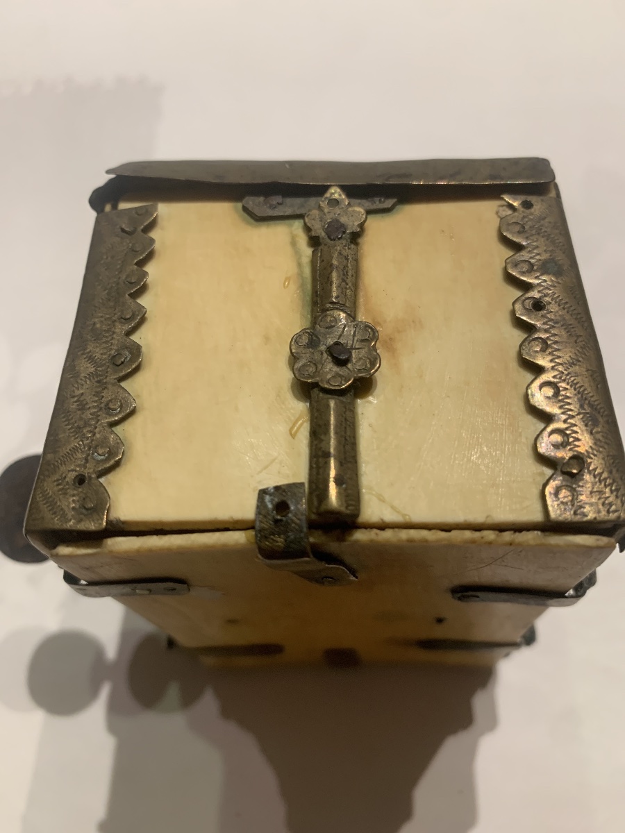 Small Antique-style Box Set-photo-3