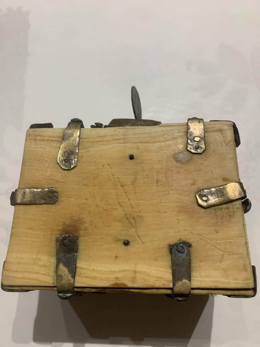 Small Antique-style Box Set-photo-4