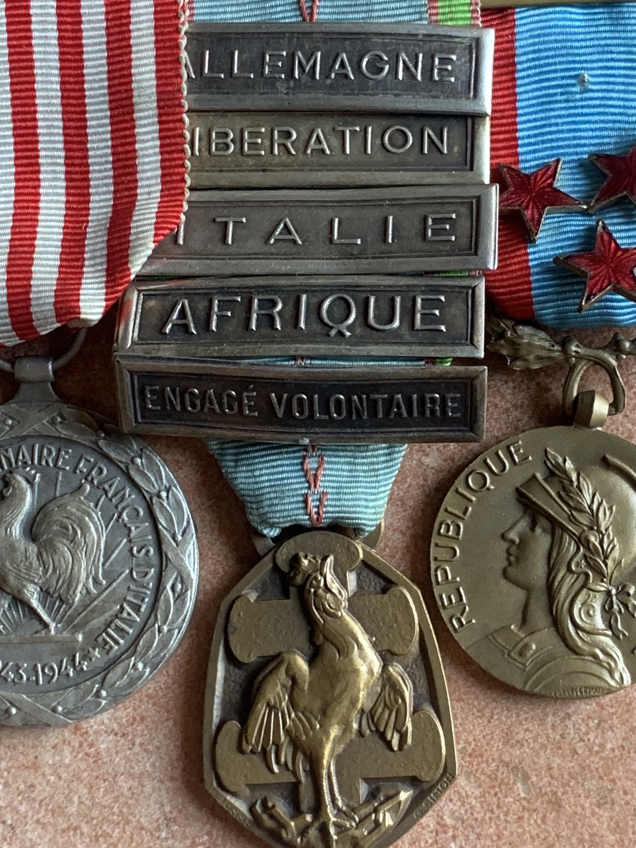 Set Of 9 Decorations World War II And Algeria.-photo-2