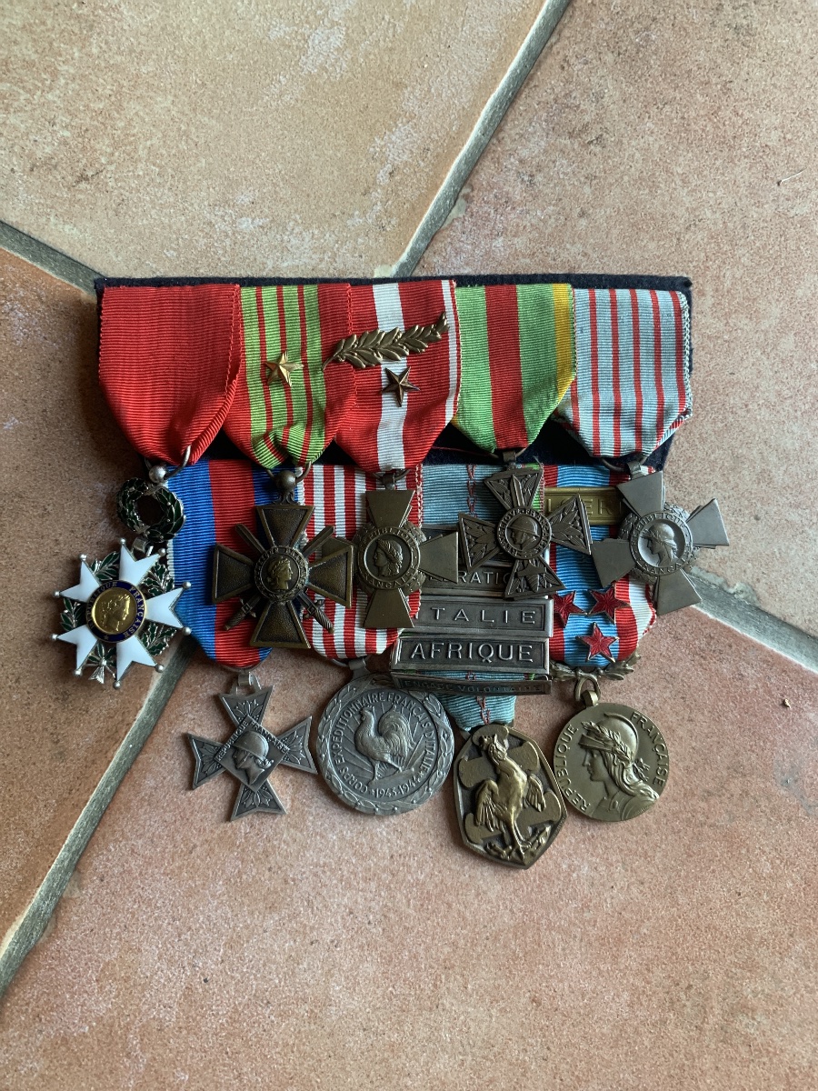 Set Of 9 Decorations World War II And Algeria.