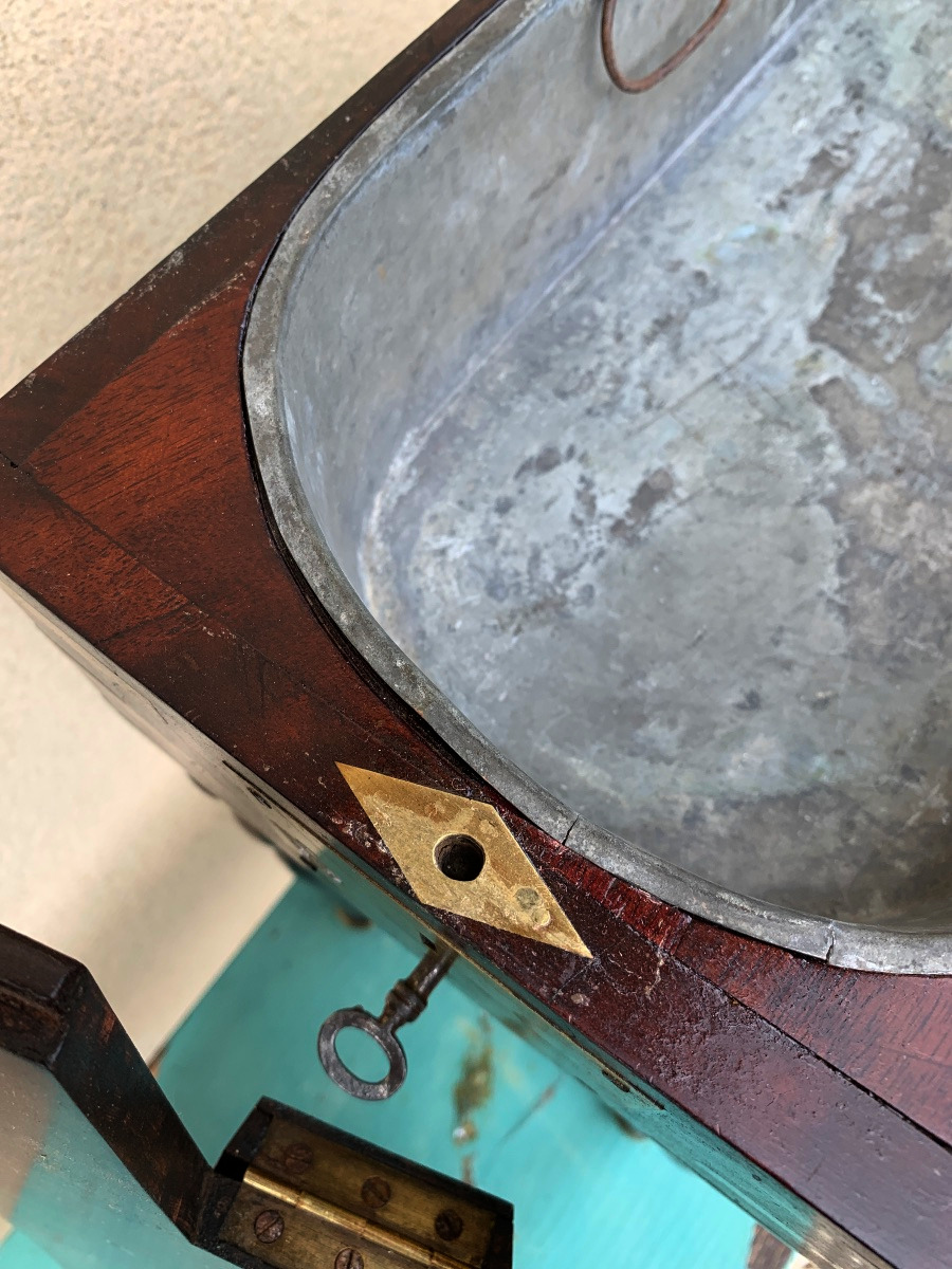 Mahogany Travel Bidet From The Empire Period.-photo-4