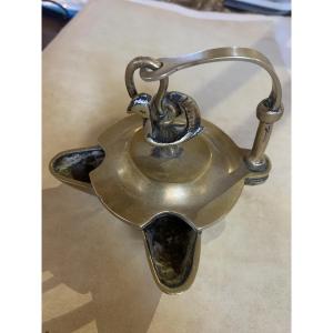 Lampe à huile 16 ème siècle