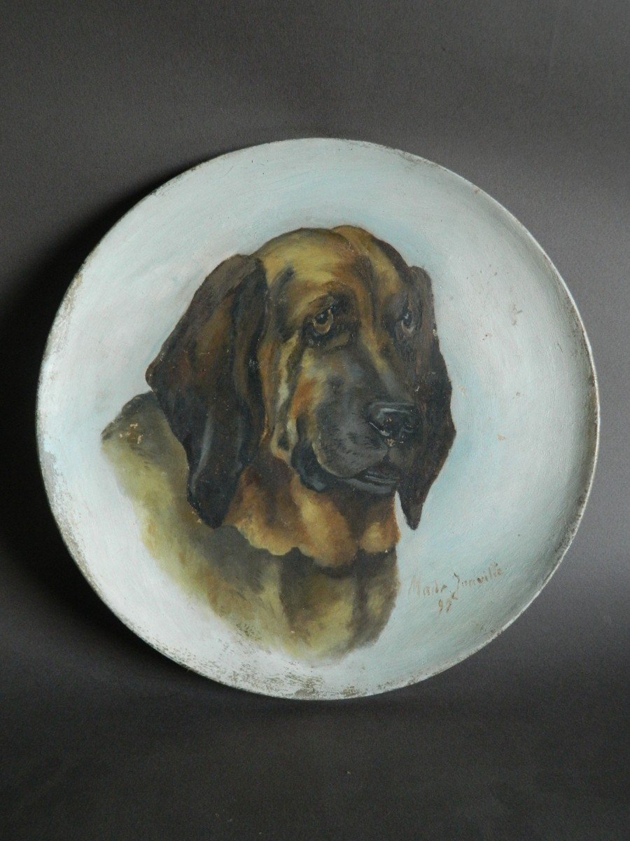 Portrait De Chien Peint Sur Assiette En Terre Cuite, signé