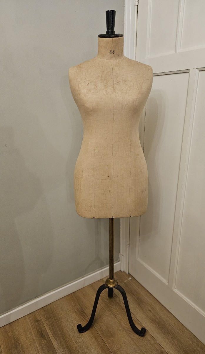 Female Dressmaker's Mannequin Size 44