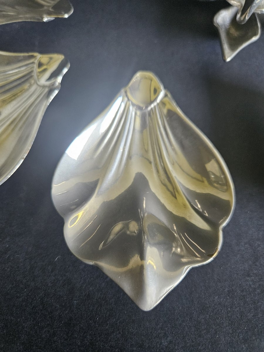 Fleur de lotus en métal aux pétales amovibles pour faire cendrier, années 60.-photo-1