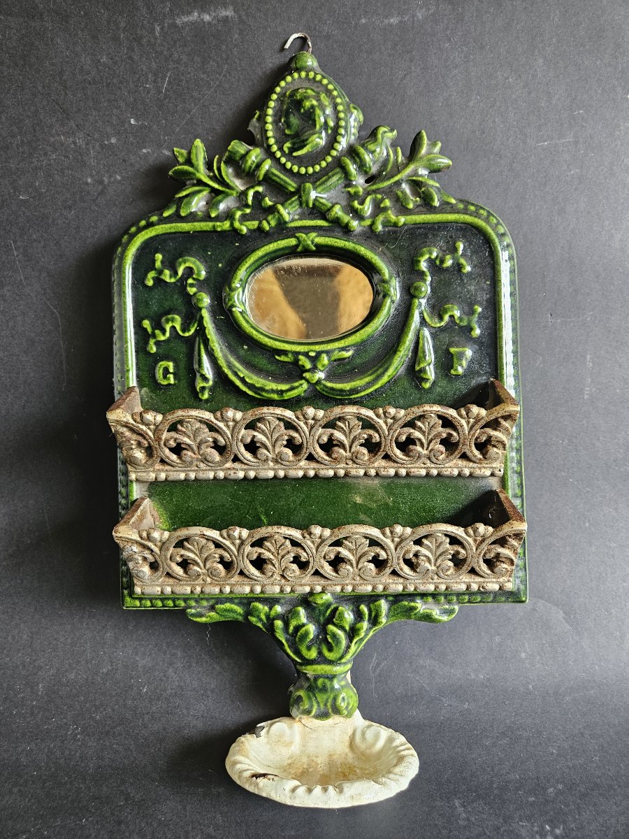 Porte peigne / brosse en fonte émaillée