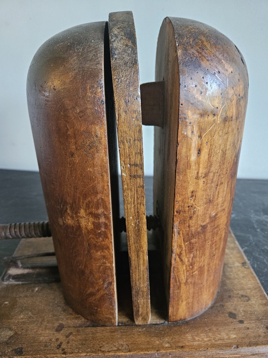 Adjustable Wooden Hat Frame-photo-4