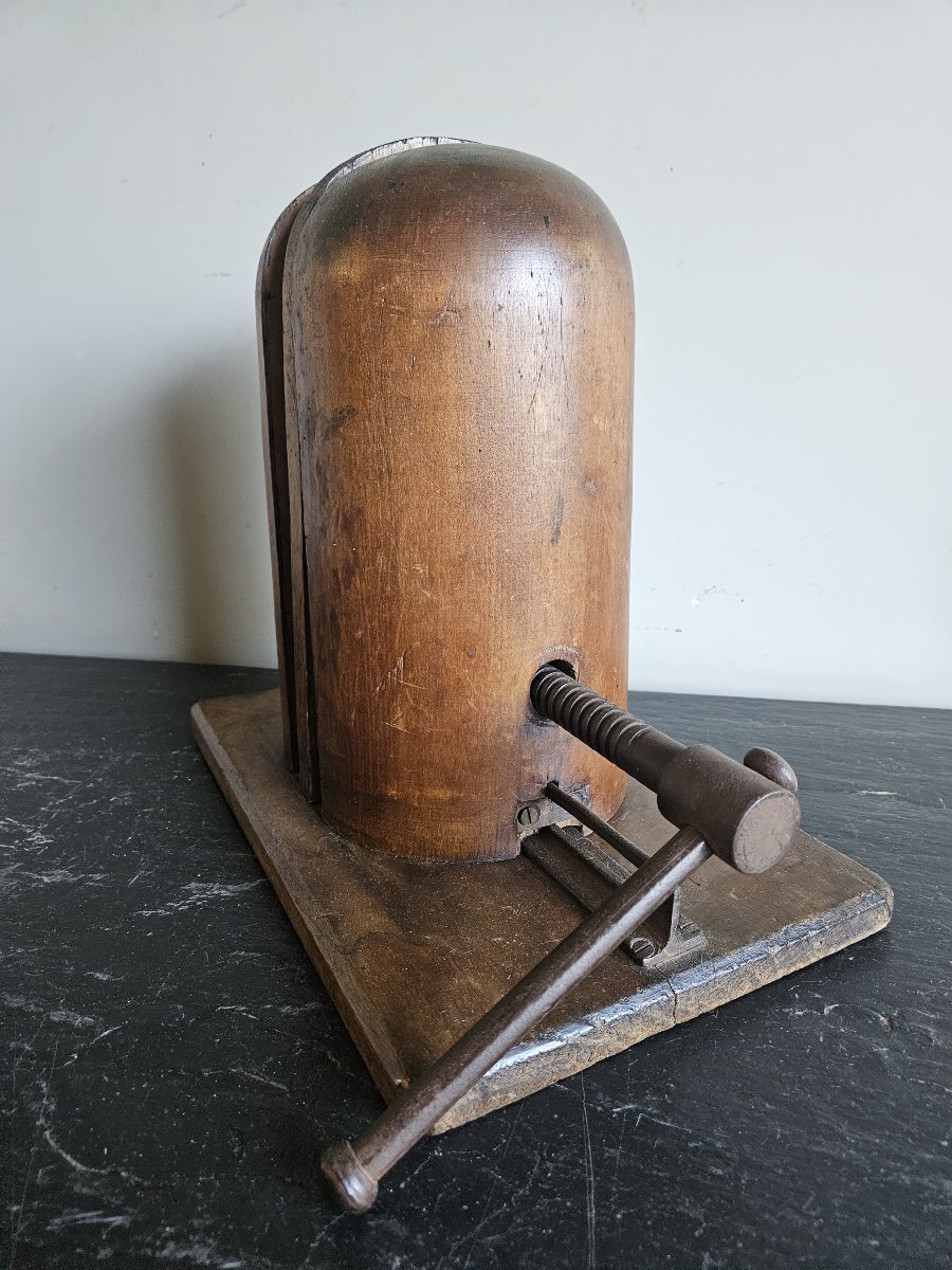 Adjustable Wooden Hat Frame-photo-4