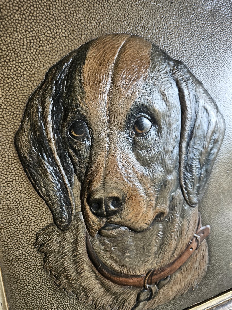 Lithographie en relief d'une tête de chien-photo-3