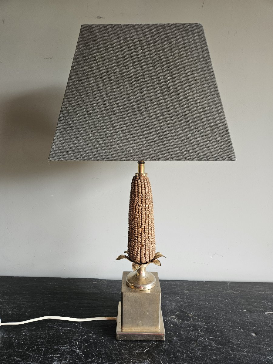 Lamp Base Shaped Like An Ear Of Corn