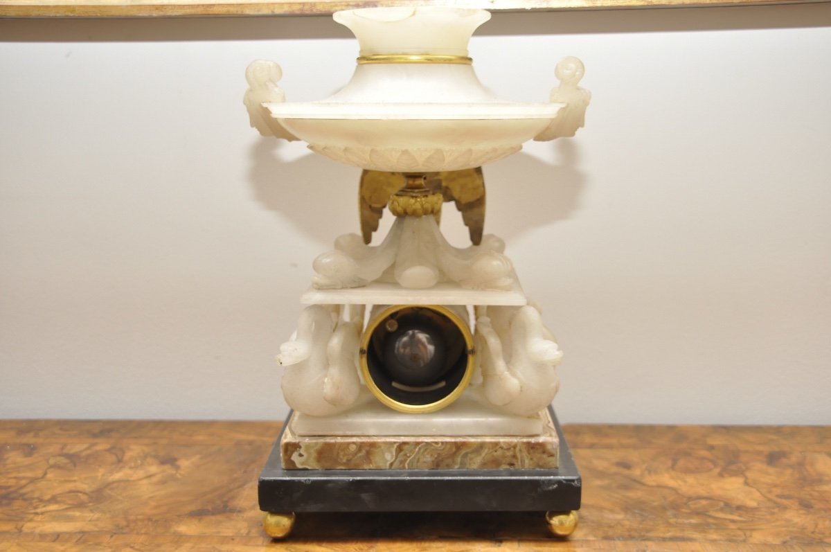 Alabaster Table Clock-photo-3